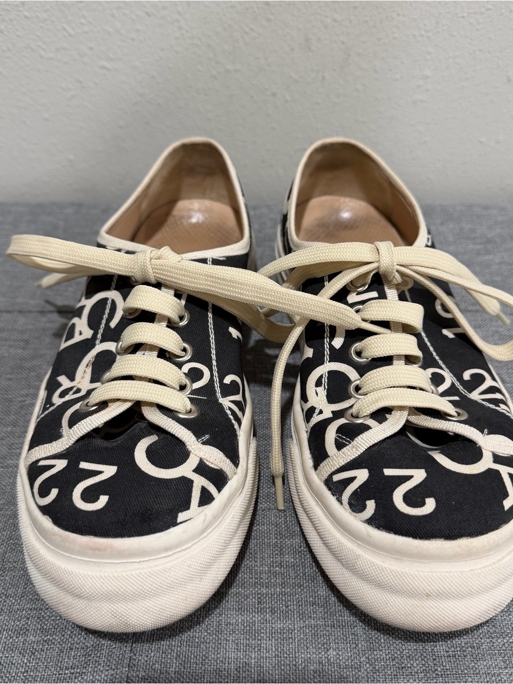 Vintage Black and Cream Logo Canvas Low-Top Sneakers - Picture 2 of 10